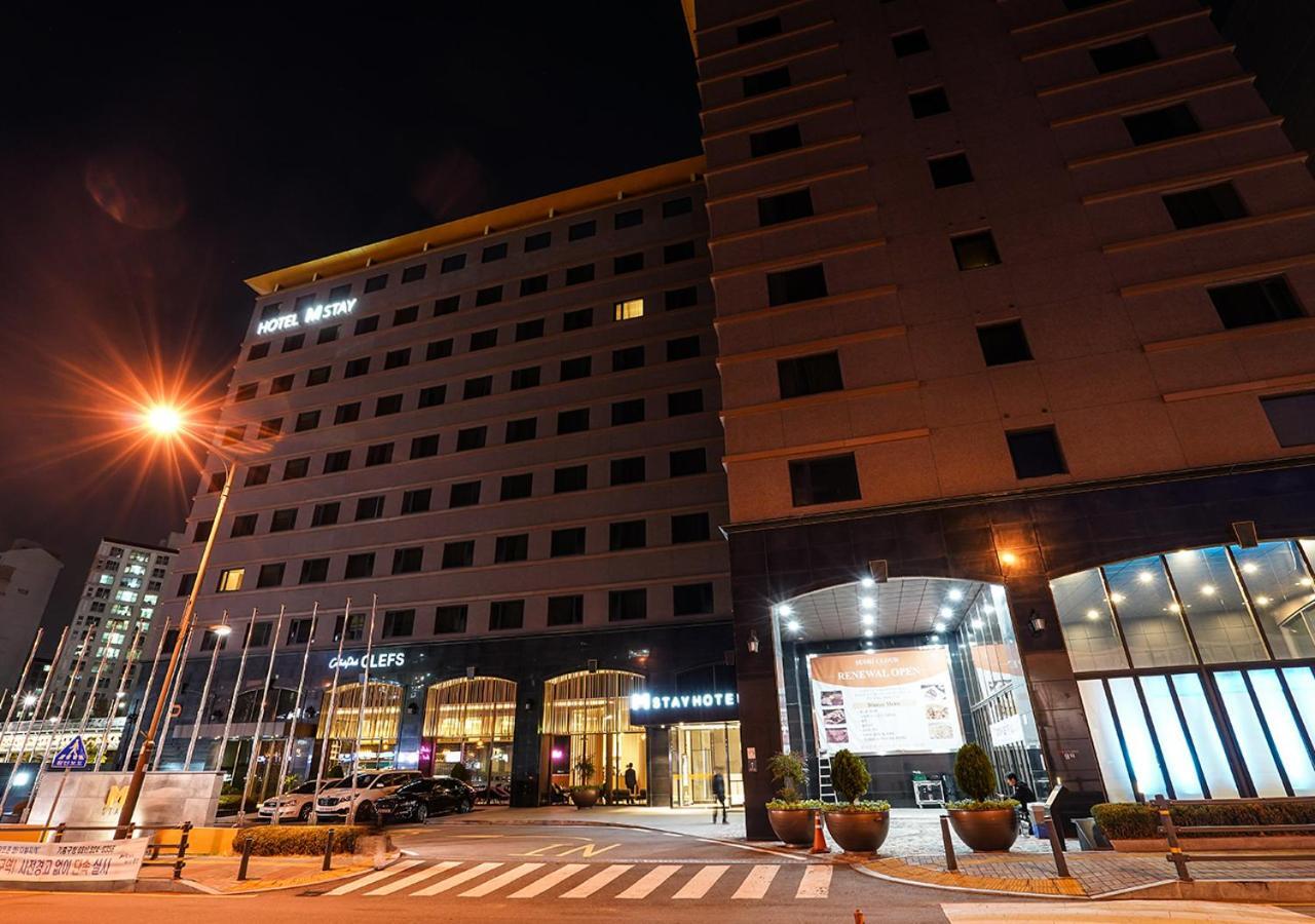 M Stay Hotel Gyeonggi Giheung Йонгин Екстериор снимка